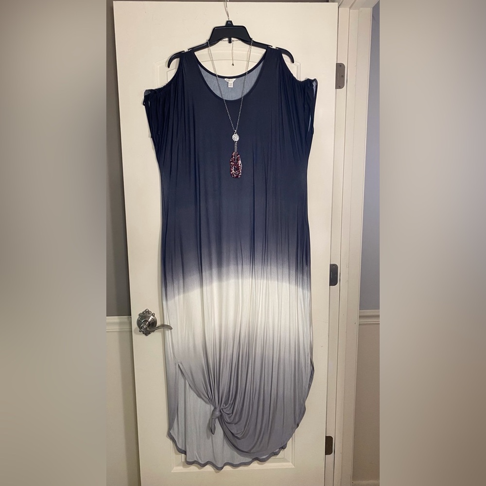 Cato’s Elegant Ombre Maxi Dress with necklace